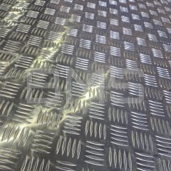 Лист  алюминиевый рифленый 1.2х1200х1200